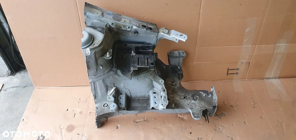 Ćwiartka podłużnica lewa przednia lewy przód VW Golf VI 6 Plus - 1