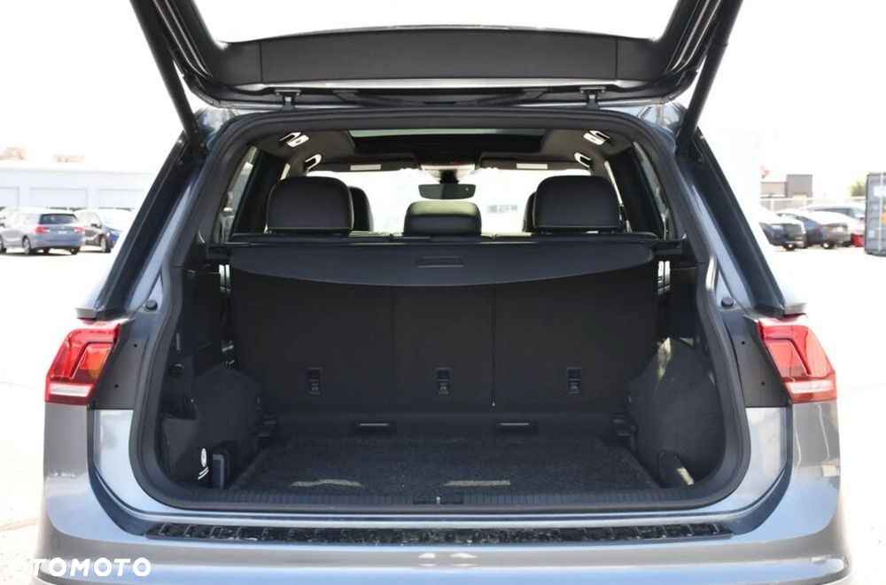 Volkswagen Tiguan - 25