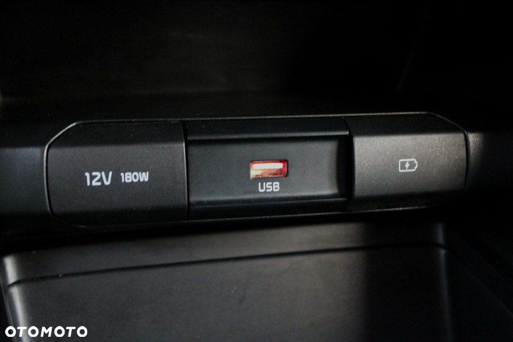 Kia Ceed 1.6 CRDi mHEV M - 22