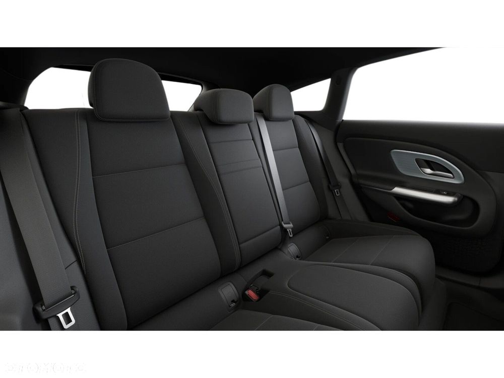 Mercedes-Benz CLA 250+ 85kWh - 11