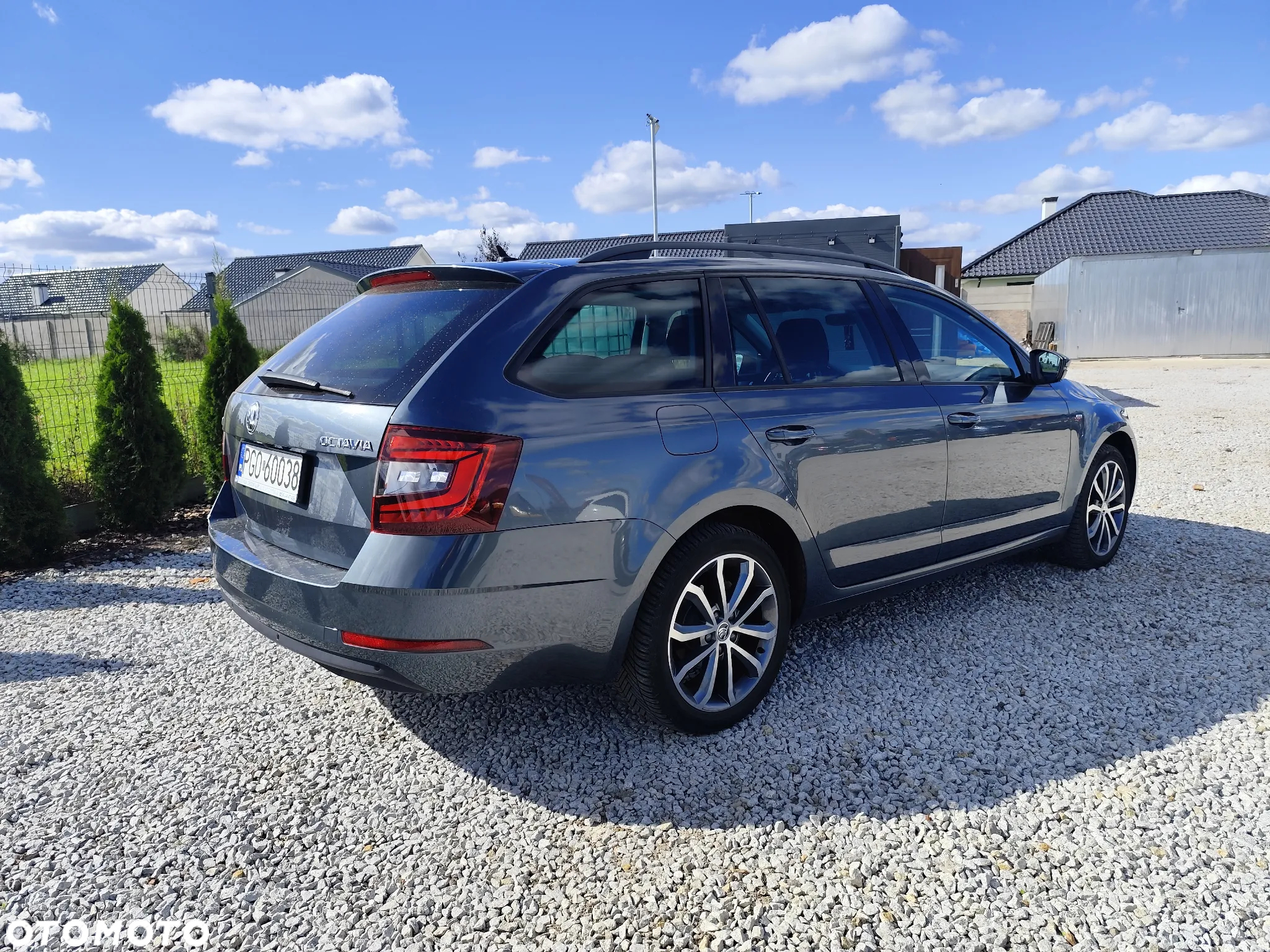 Skoda Octavia 1.4 TSI Drive DSG - 8