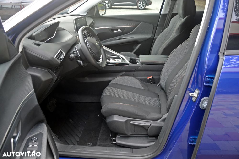 Peugeot 3008 1.2 PureTech 130 EAT8 Allure Pack - 24