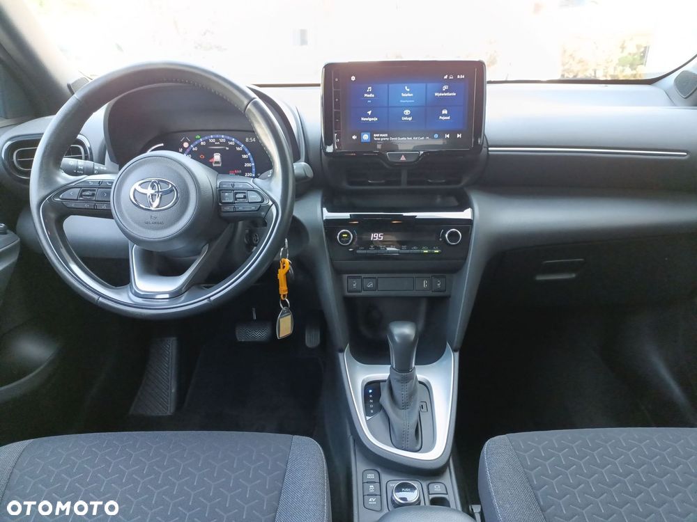 Toyota Yaris Cross Hybrid 1.5 Comfort 4x4 - 14
