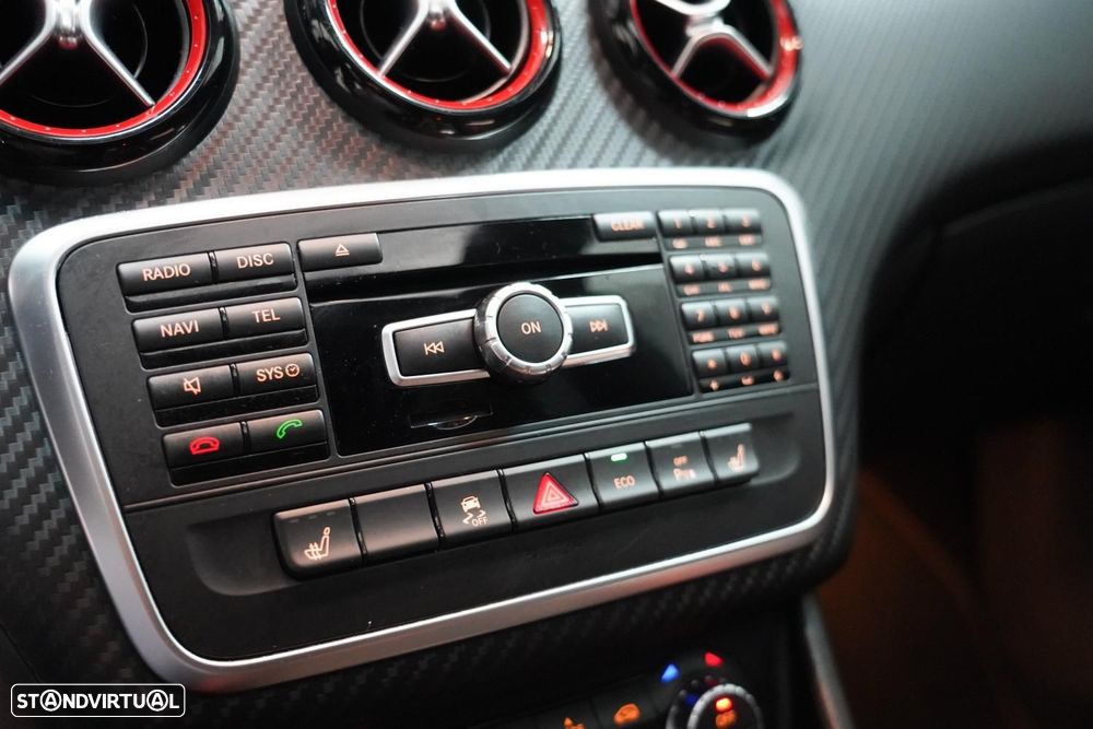 Mercedes-Benz A 45 AMG 4-Matic - 14