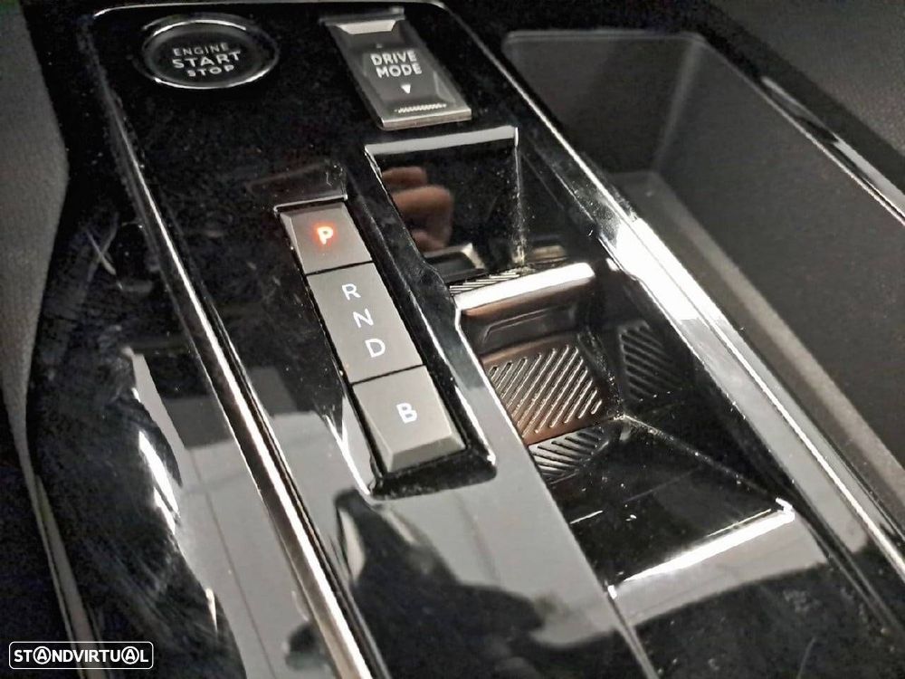 Peugeot 3008 1.6 Hybrid GT e-EAT8 - 18