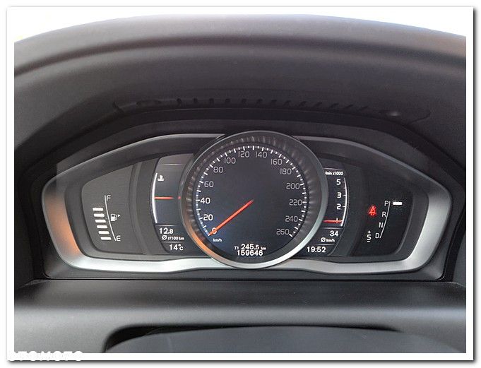 Volvo XC 60 - 25