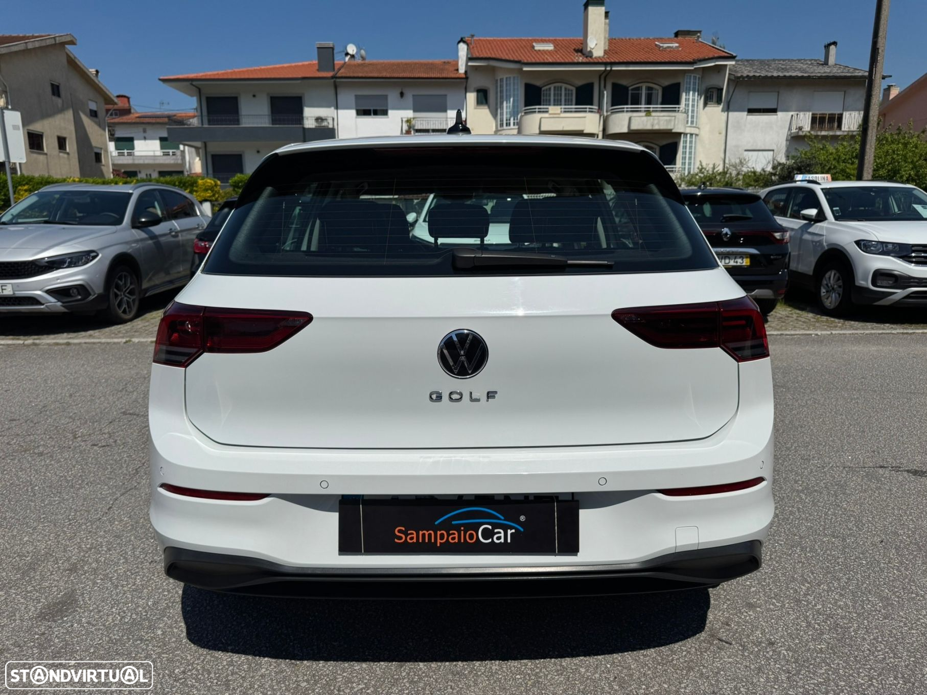 VW Golf 2.0 TDI Conceptline - 12