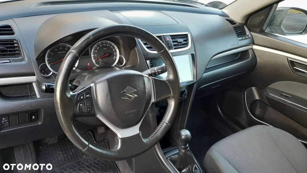 Suzuki Swift - 6