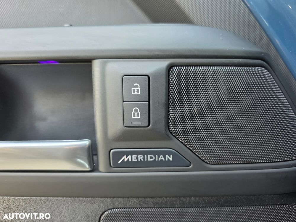 Land Rover Defender - 14