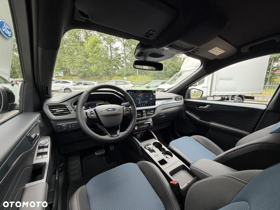 Ford Kuga - 17