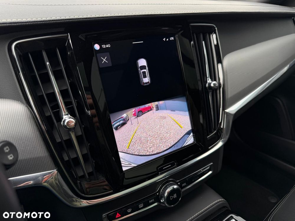 Volvo V90 - 32