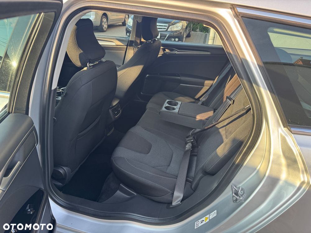 Ford Mondeo 2.0 TDCi Titanium PowerShift - 12