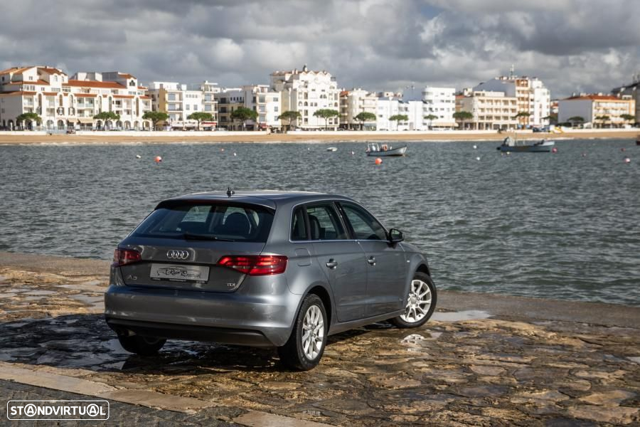 Audi A3 Sportback 2.0 TDI - 3