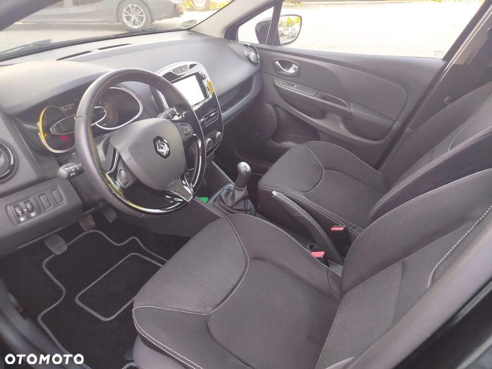 Renault Clio 1.2 16V 75 Expression - 10
