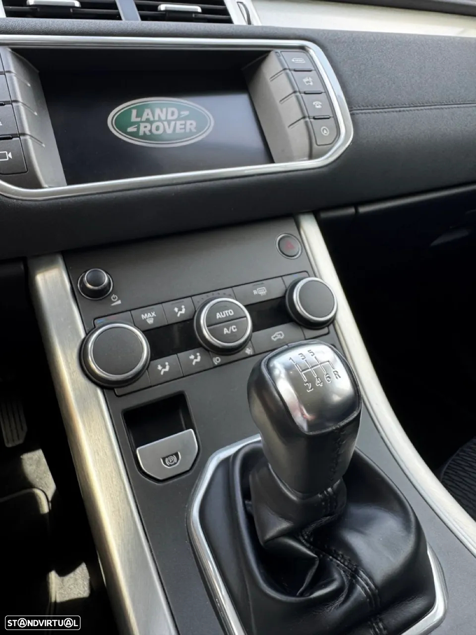 Land Rover Range Rover Evoque 2.0 eD4 SE Dynamic - 17