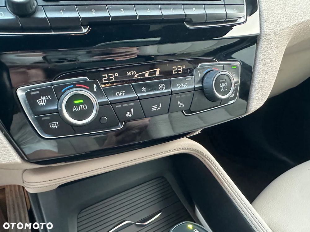 BMW X1 - 12