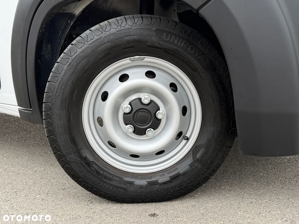 Fiat Ducato Doka 7 osób / Brygadowy / Paka 3.3m / Wzmacniany Maxi Koła 16" / Silnik Iveco 2.3 140km  / Ledy / Bogate wyposażenie / Zadbany jak nowy / 1 Właściciel / Salon PL / FV23% - 19