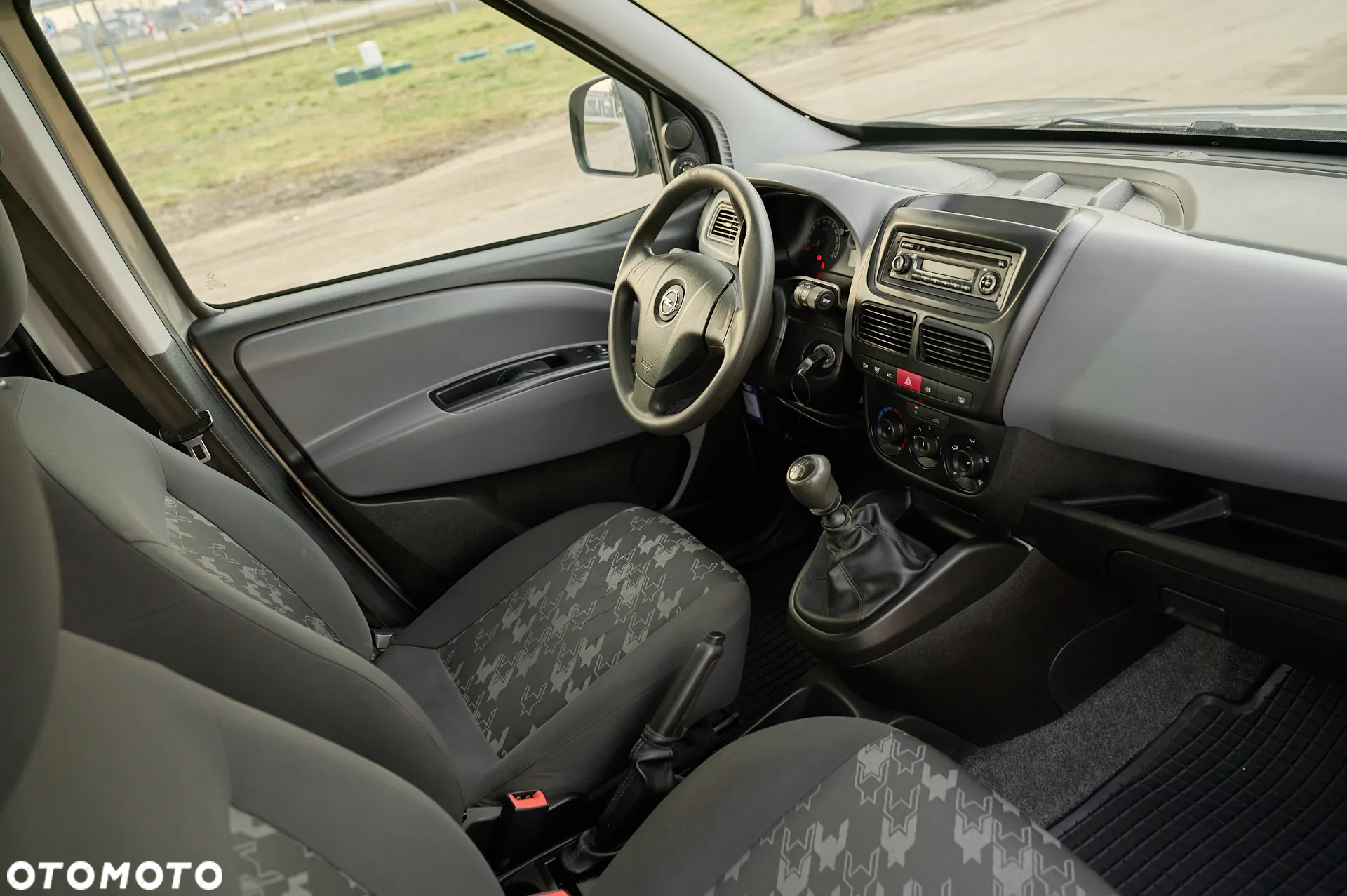 Opel Combo Tour 1.4 Enjoy Eu6 - 35