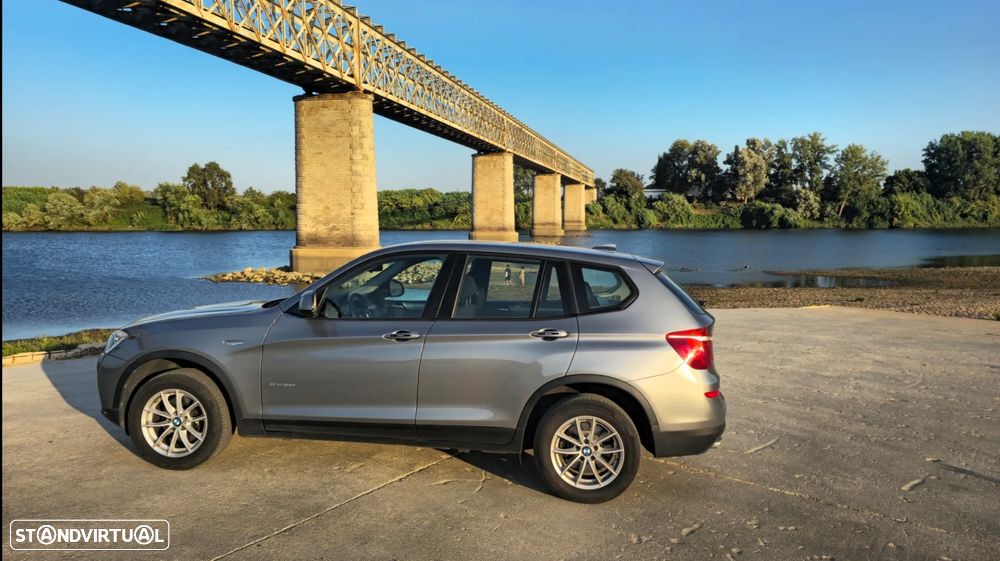 BMW X3 18 d sDrive Ed. L.Style Auto — fotografia 8