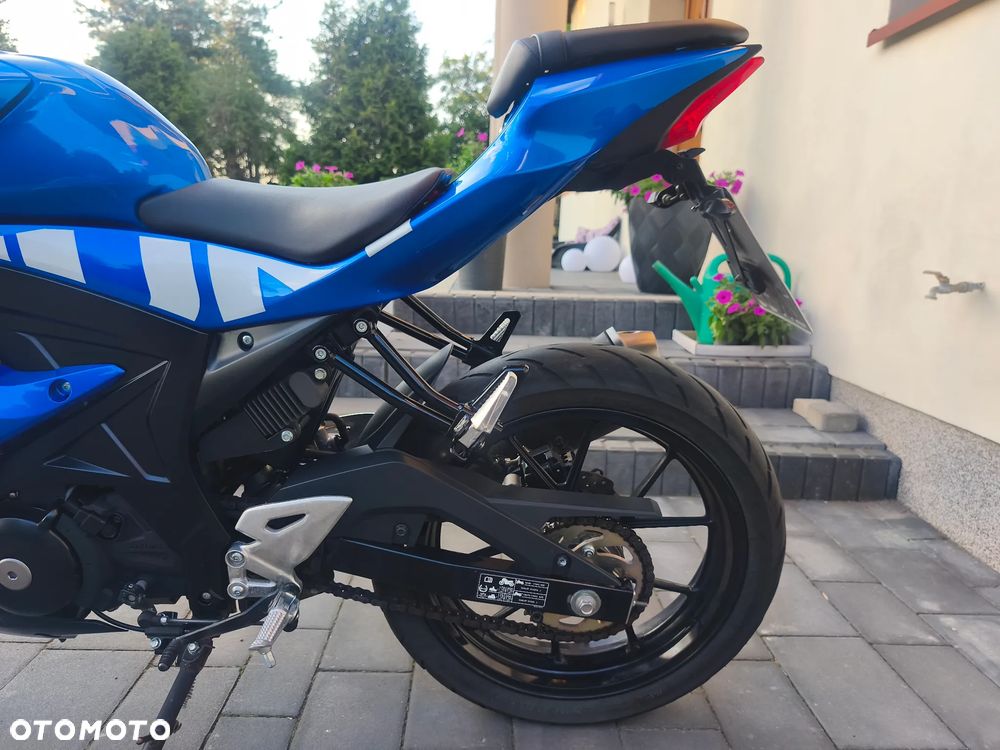Suzuki GSX-R - 14