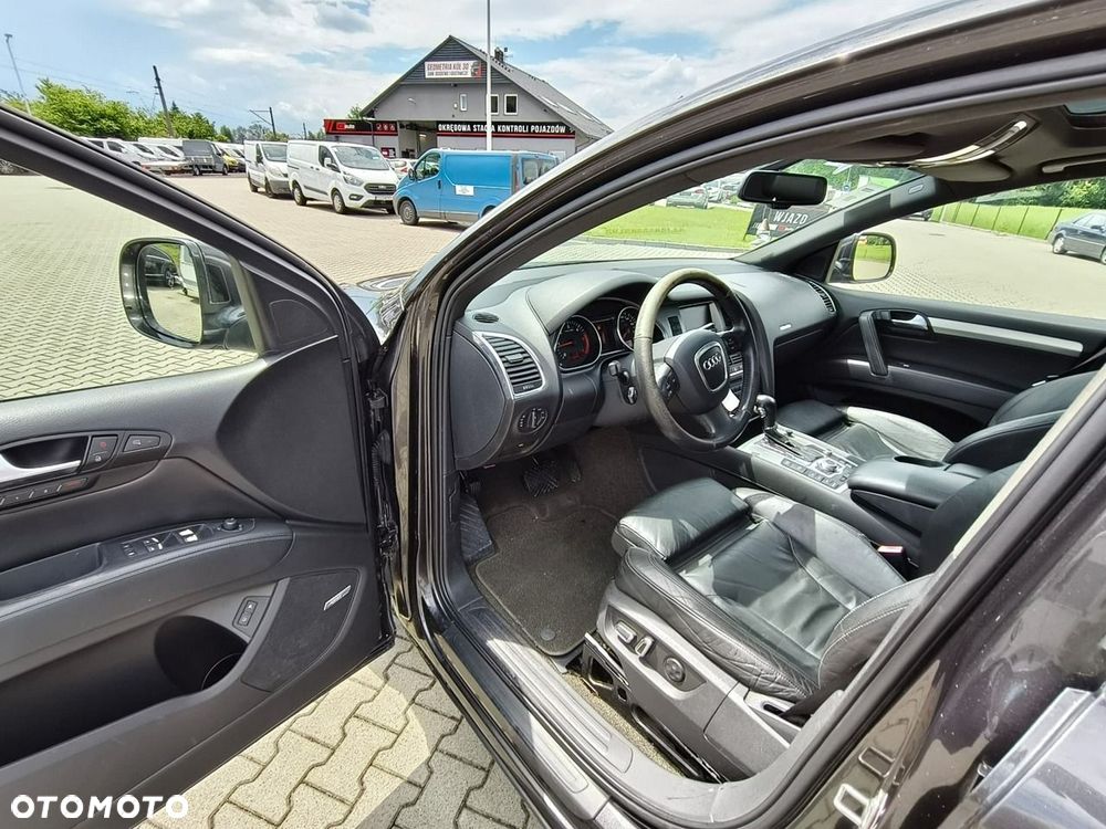 Audi Q7 - 9