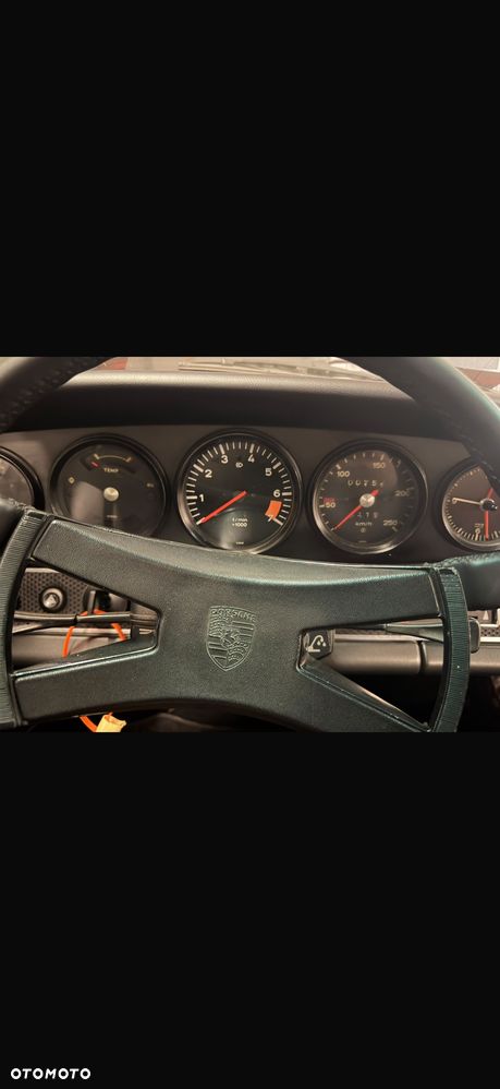 Porsche 911 - 13