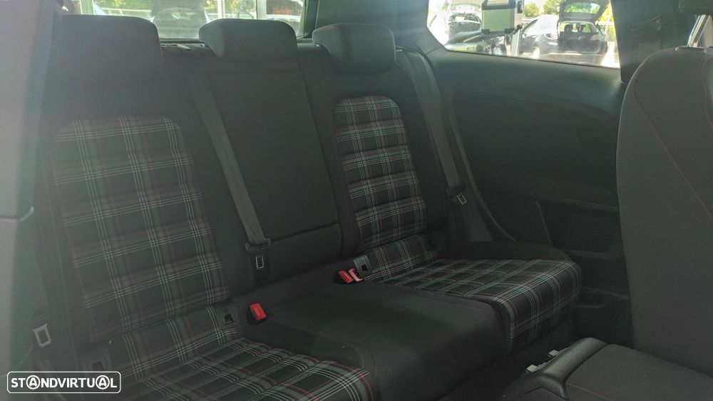 VW Golf 2.0 TSi GTi Performance - 20