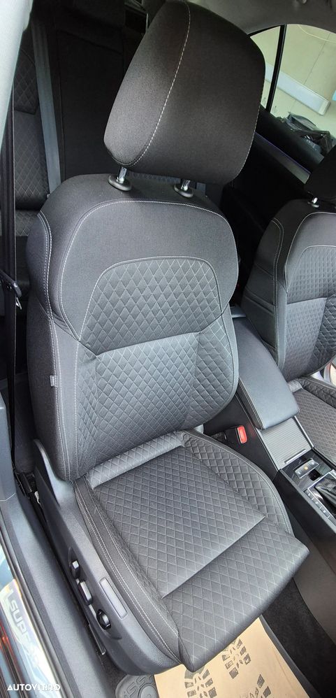 Skoda Superb 2.0 TDI DSG Active - 34