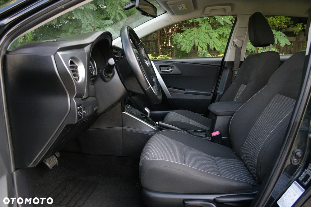 Toyota Auris - 9