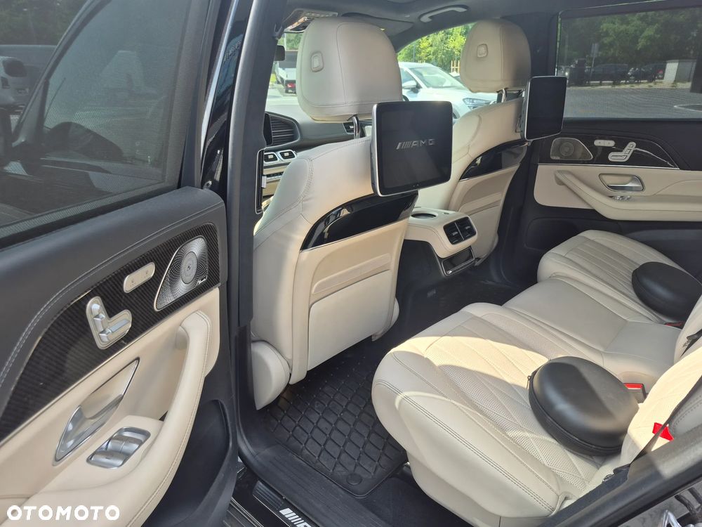Mercedes-Benz GLS - 29