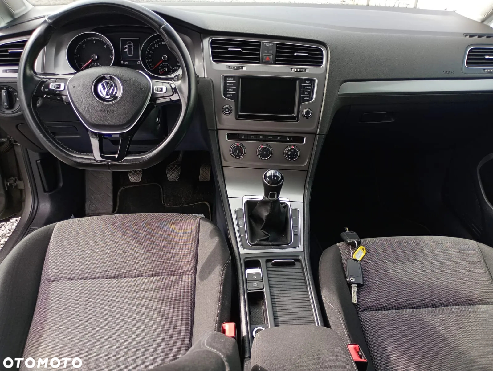 Volkswagen Golf 1.6 BlueTDI Trendline - 12