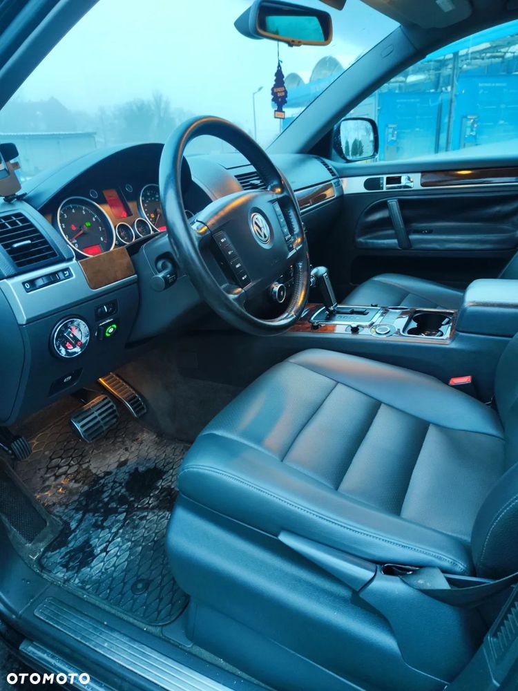 Volkswagen Touareg 3.2 V6 Automatik - 21