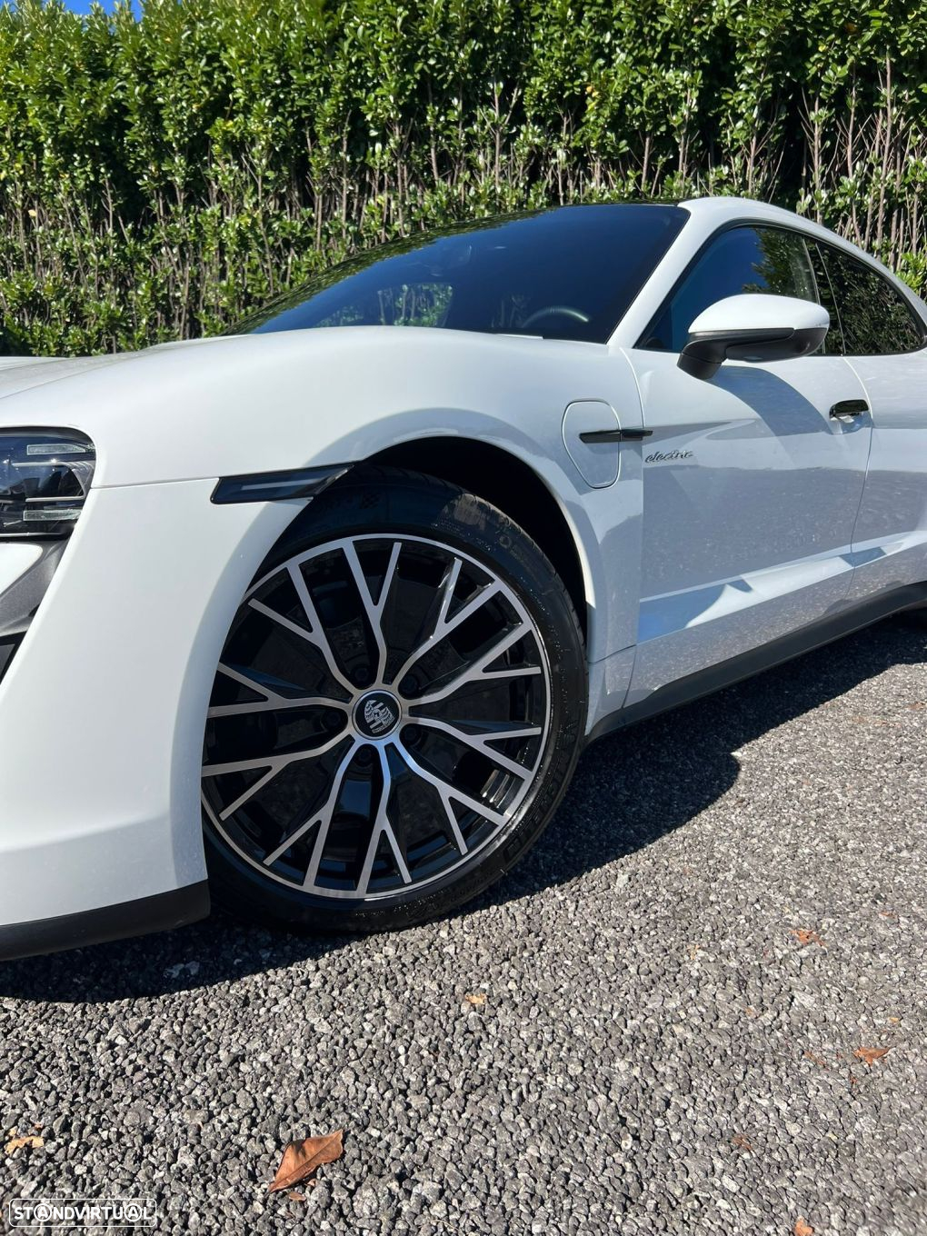 Porsche Taycan Sport Turismo - 14