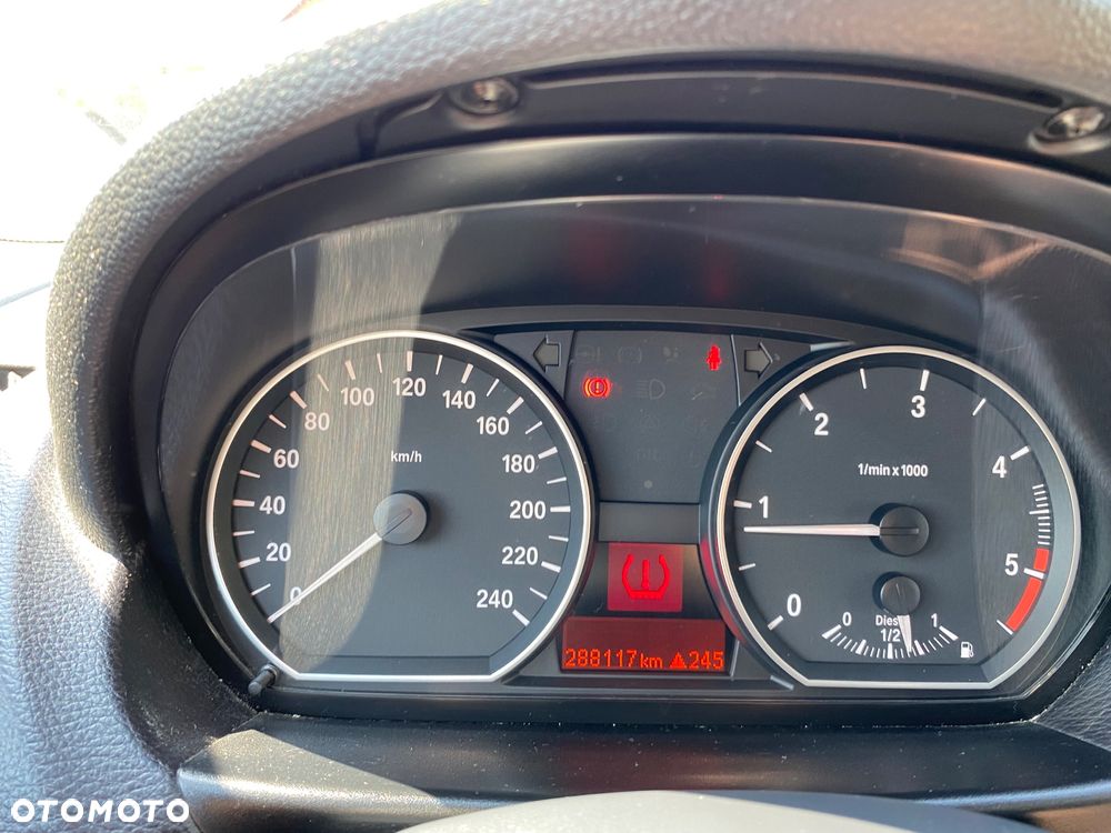 BMW Seria 1 118d - 11