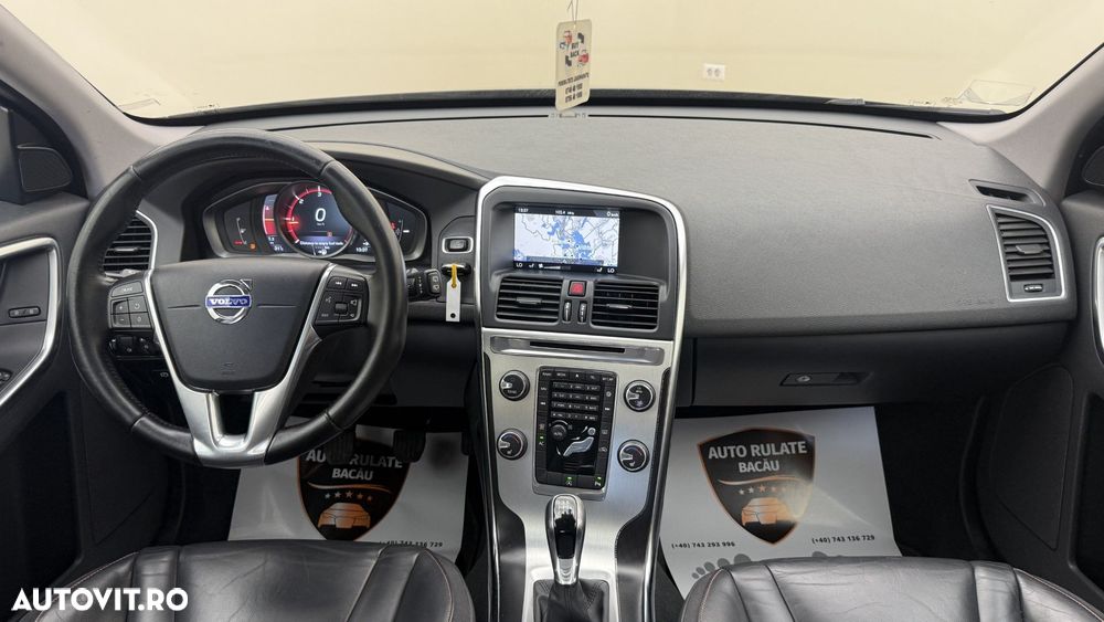 Volvo XC 60 - 8