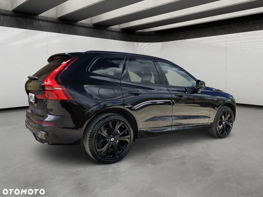 Volvo XC 60 B5 B AWD Plus Black Edition - 5