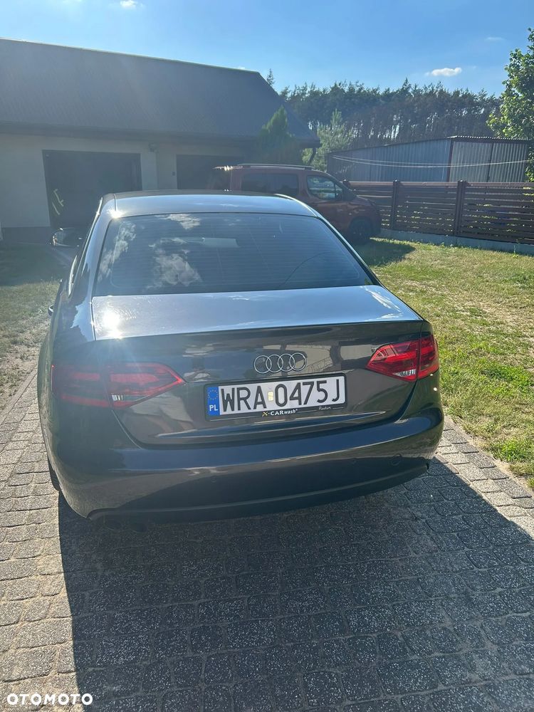 Audi A4 Limousine 2.0 TDI - 7