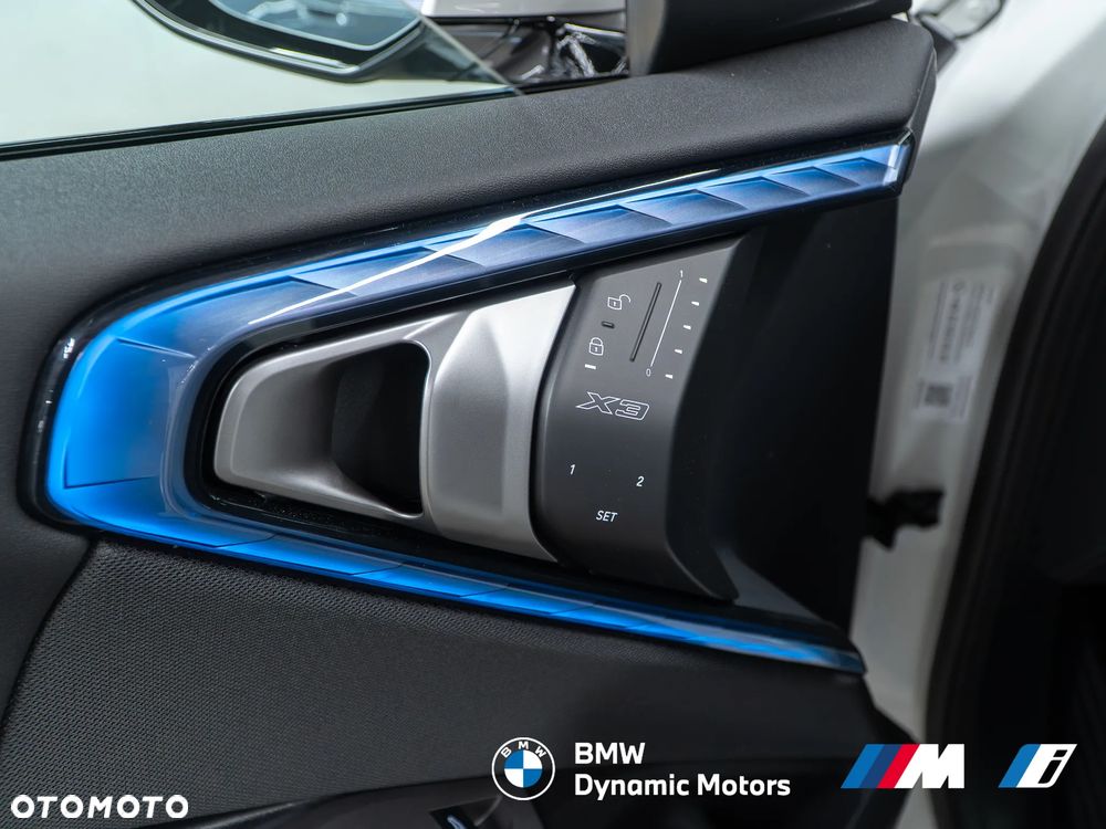 BMW X3 20 xDrive - 28