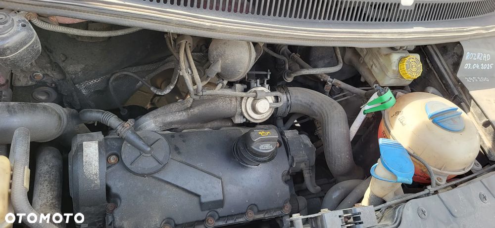 Volkswagen T5 - 12