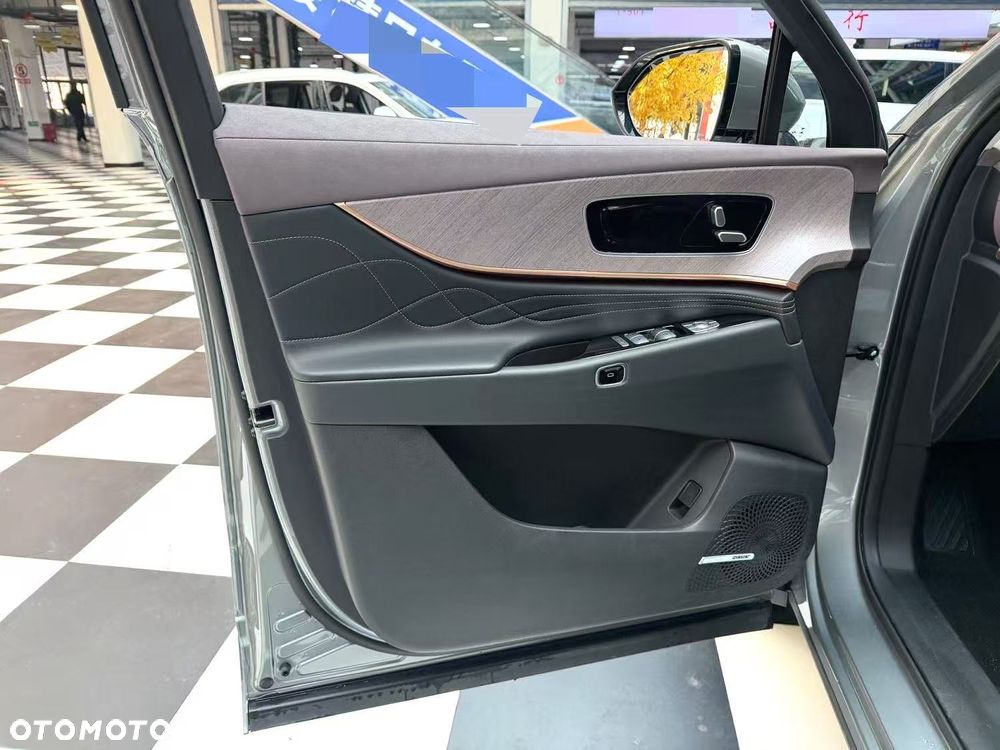Chery Tiggo 9 - 16