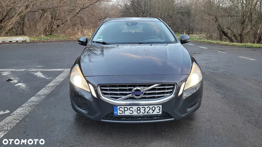 Volvo V60 D5 Momentum - 17