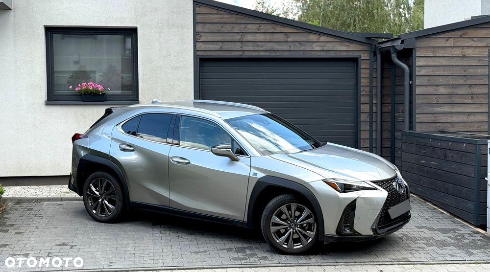Lexus UX 250h GPF F Sport Design+ 2WD - 2