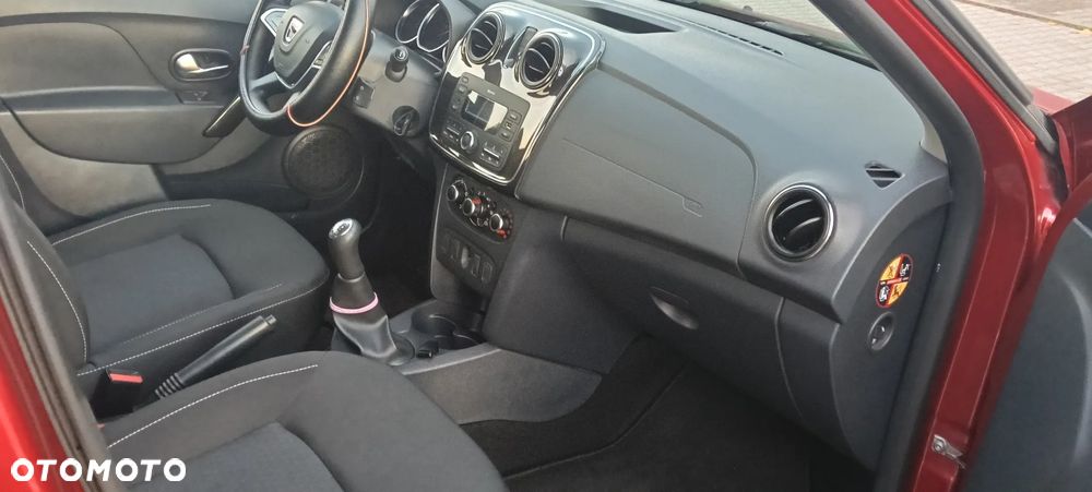 Dacia Sandero 1.2 16V 75 Laureate - 8