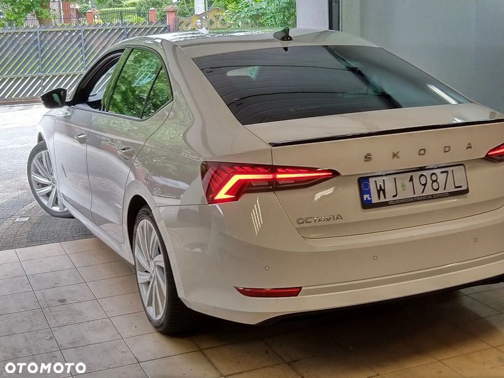 Skoda Octavia 1.5 TSI ACT Sportline - 8