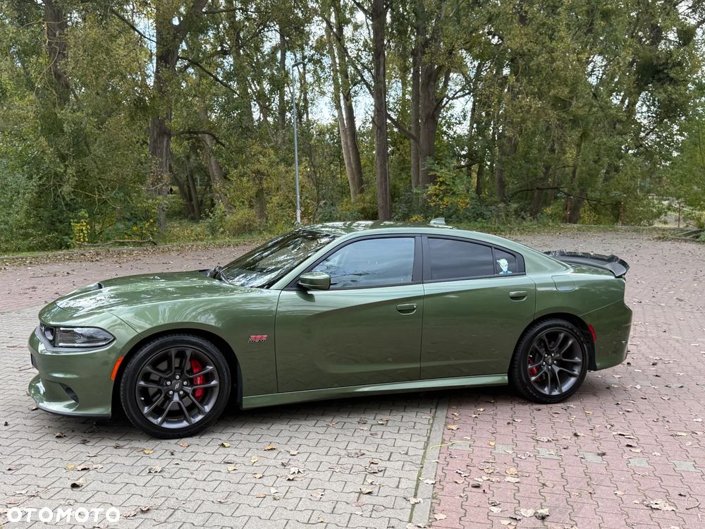 Dodge Charger 6.4 Scat Pack - 4