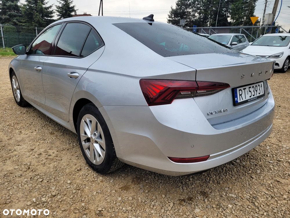 Skoda Octavia 1.5 TSI e-Tec Ambition DSG - 4