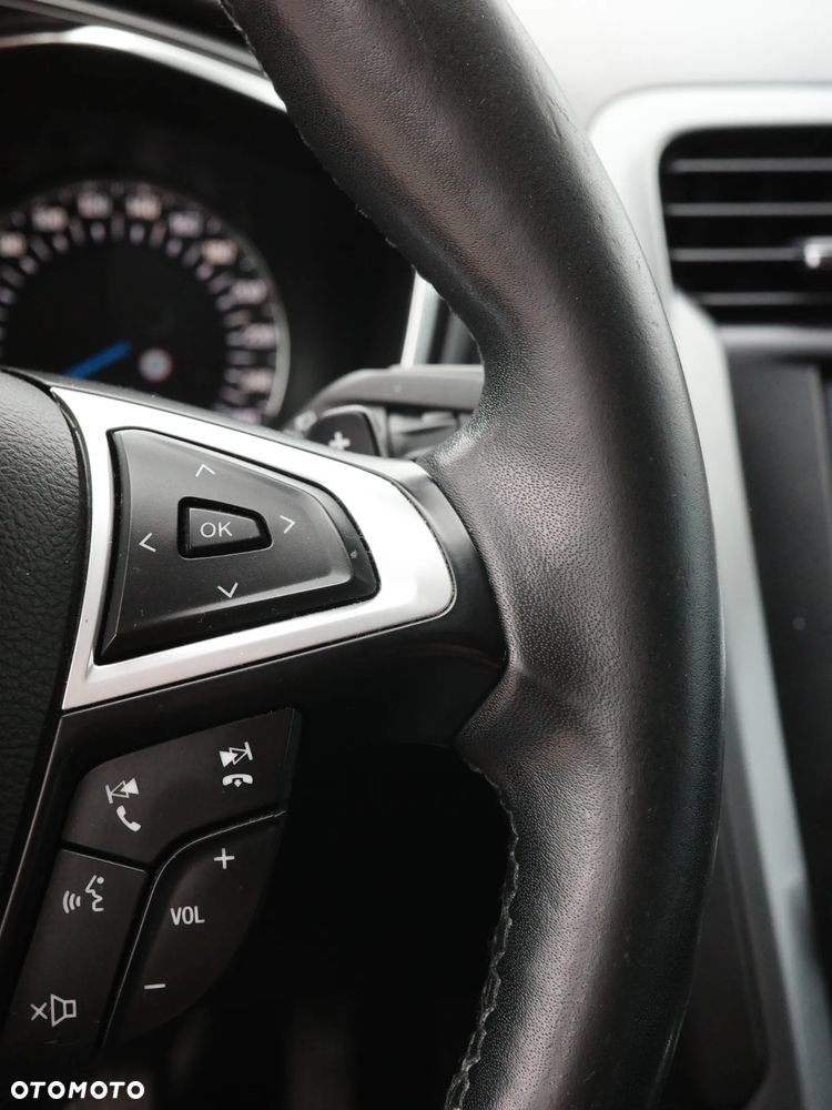 Ford Mondeo 2.0 TDCi Titanium PowerShift - 10
