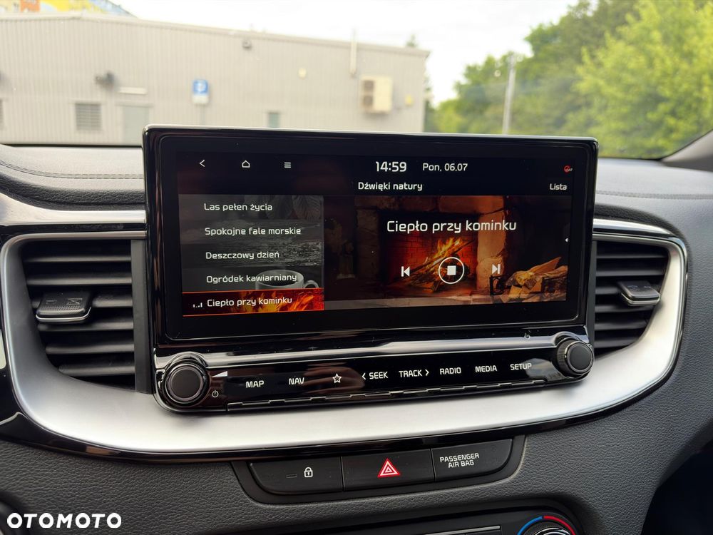 Kia Ceed 1.6 CRDi GT Line DCT - 31