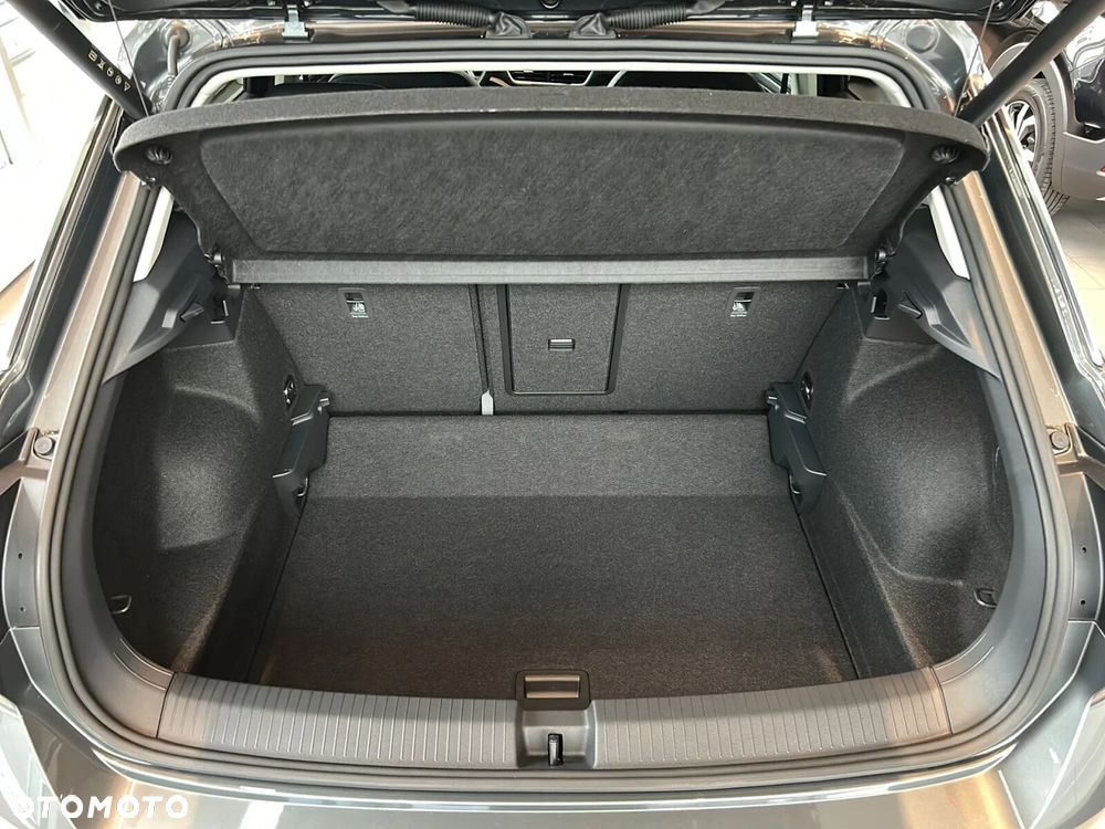 Volkswagen T-Roc - 24