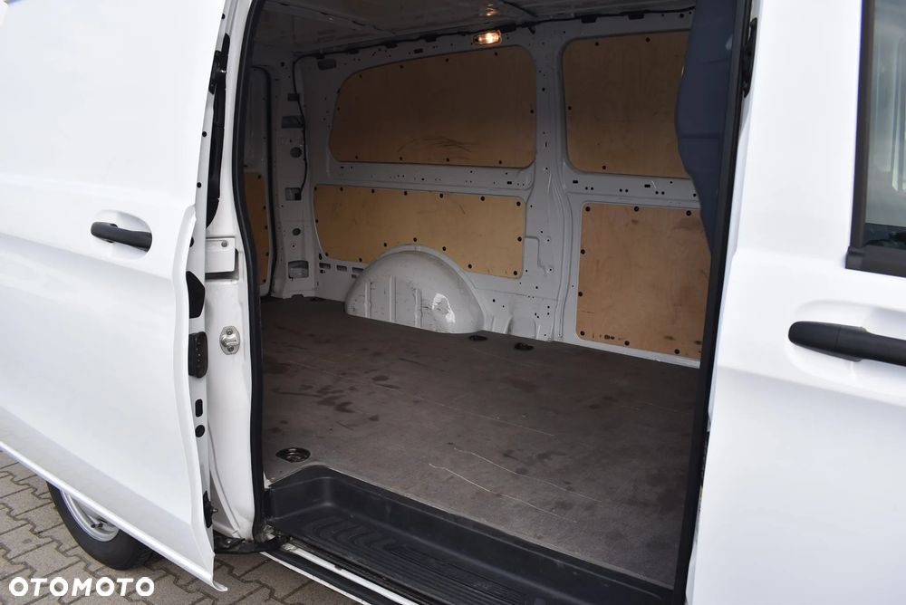 Mercedes-Benz 116 CDI L3 9G-TRONIC 447.605 - 14